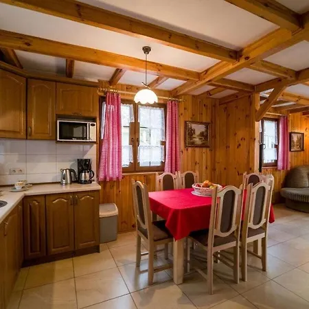 Naturana Type-a 別荘 *